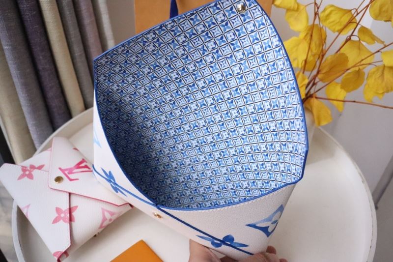 Louis Vuitton Clutch Bags